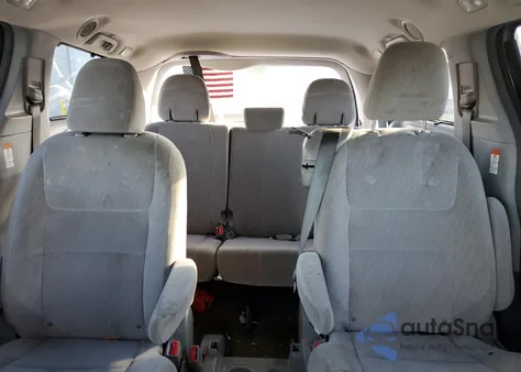 2017 Toyota Sienna Le from USA, damaged, VIN 5TDKZ3DC2HS833487